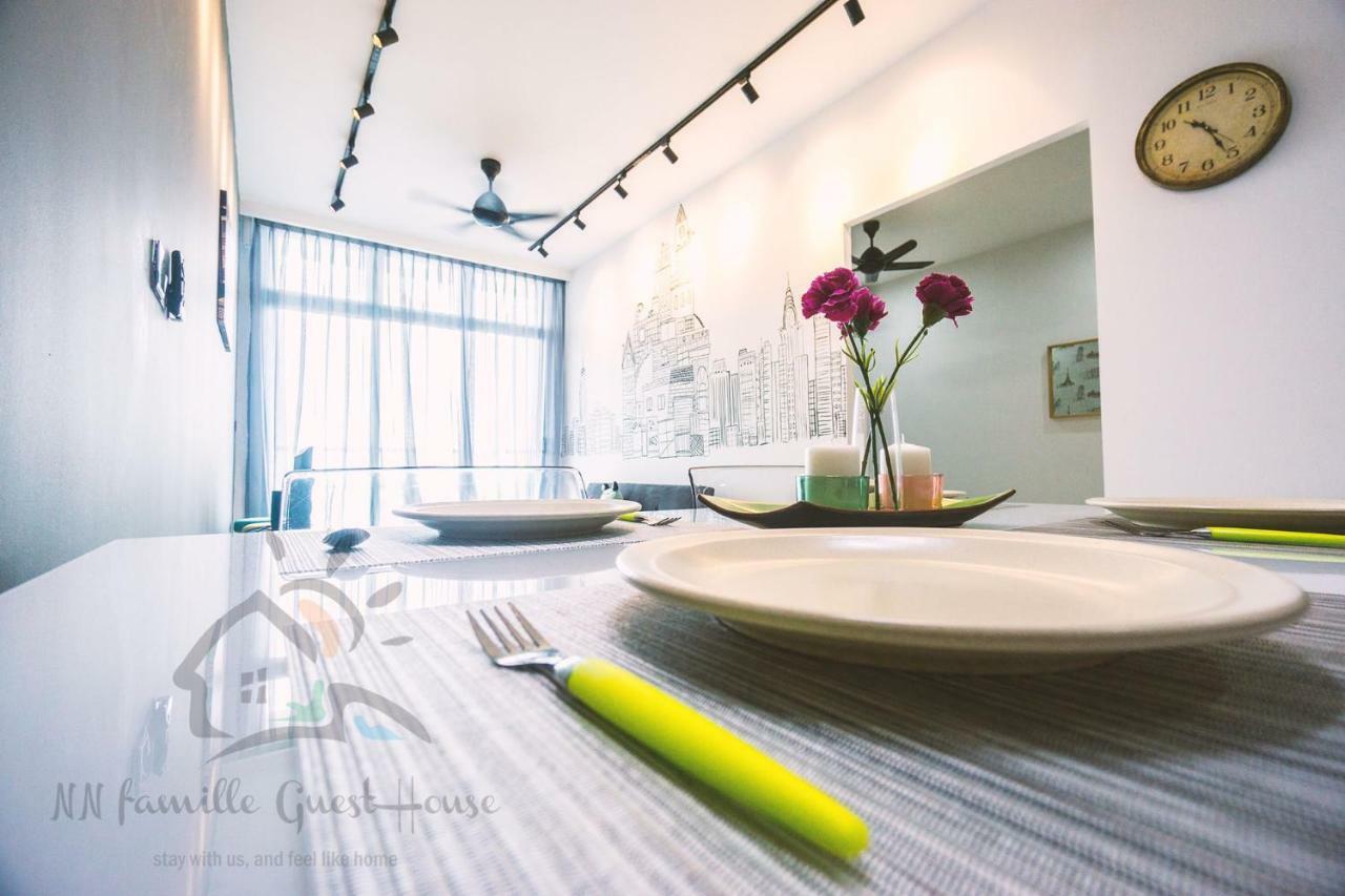Nn Famille Guest House Pasir Gudang Bagian luar foto
